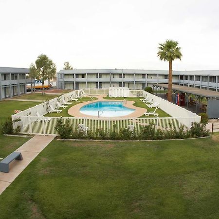 Ez 8 Motel Airporter Phoenix Buitenkant foto