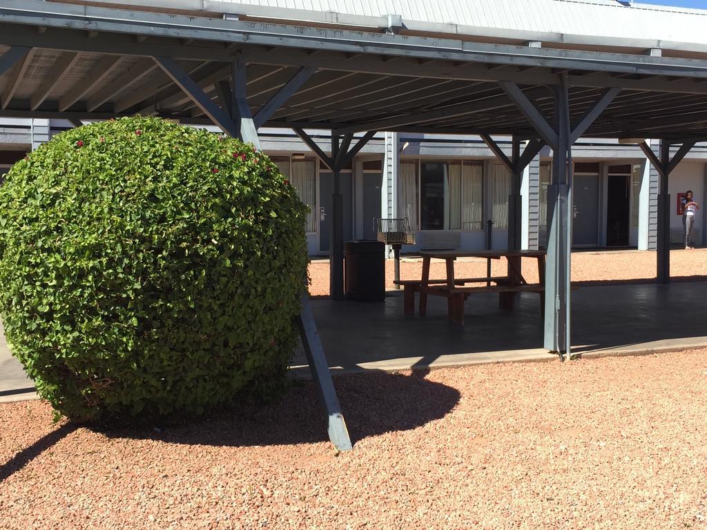 Ez 8 Motel Airporter Phoenix Buitenkant foto